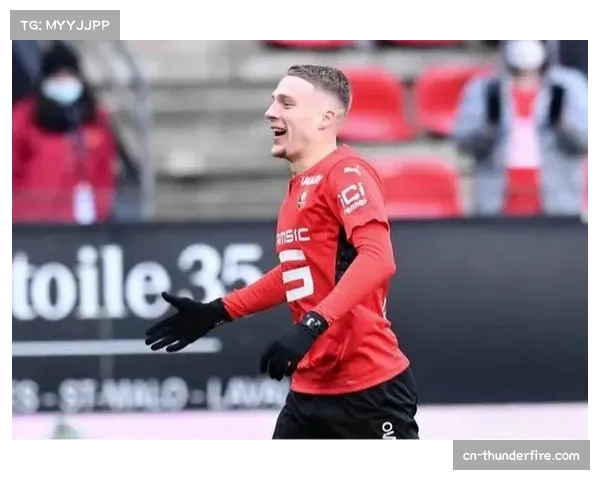 特吕费尔与多库交流英超体验学英语如何带来全新思维转变